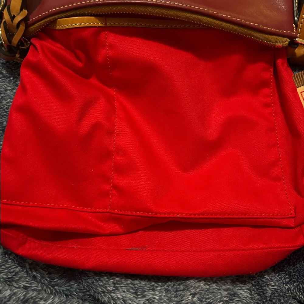 Dooney & Bourke mulberry and Tan Crossbody Bag - Picture 7 of 13